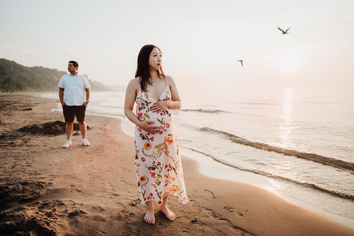 Sunrise Maternity Session at Scarborough Bluffs | Toronto Maternity Photographer